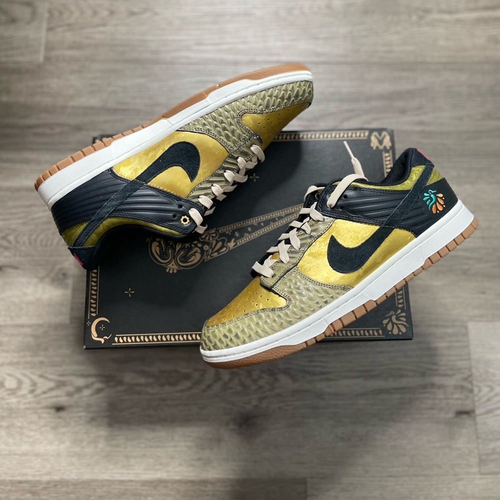 ❤️ Sold ❤️ - Size 11.5W/10M- Nike Dunk Low Dia De Muertos W